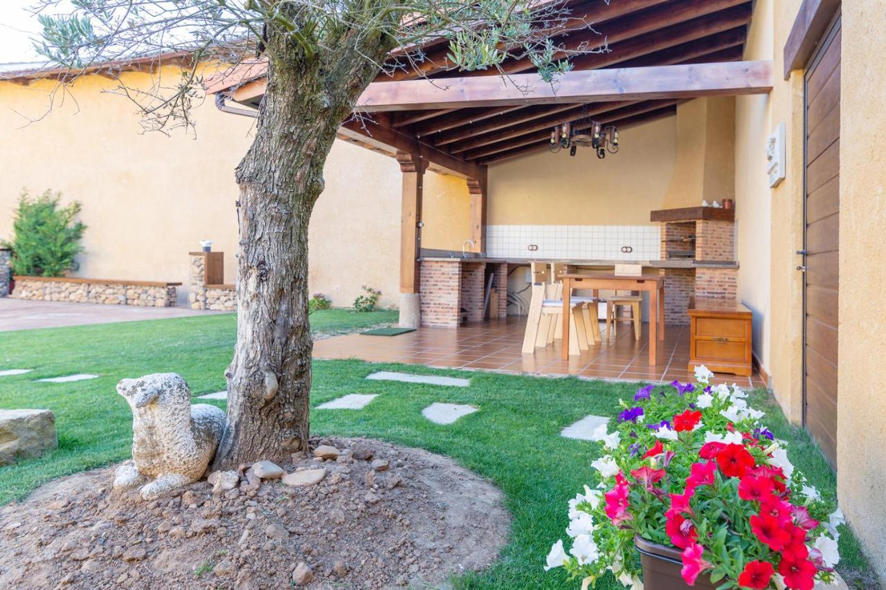 La Rosaleda Leon - Casa Rural - Hospital de Orbigo Ngoại thất bức ảnh